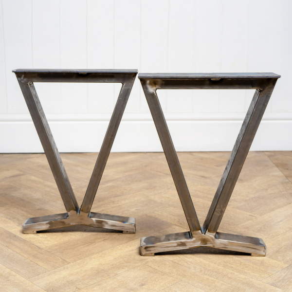 Goblet-Shape-Industrial-Steel-Bench-Legs-5