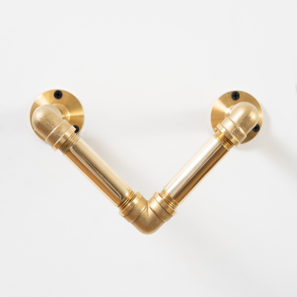 V-Style-Towel-Rail-Brass-3