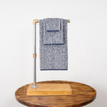 Free-Standing-Towel-Rail-With-Wooden-Base-4