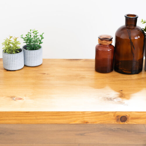 Coffee-Table-with-Square-Legs-5